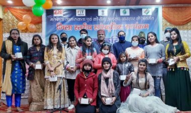 नेहरू युवा केन्द्र बागपत ने किया जिले की प्रतिभाओं को सम्मानित