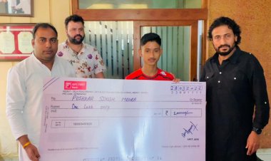 अमित जानी ने वायरल बॉय प्रदीप मेहरा को माँ के इलाज के लिए की एक लाख की मदद