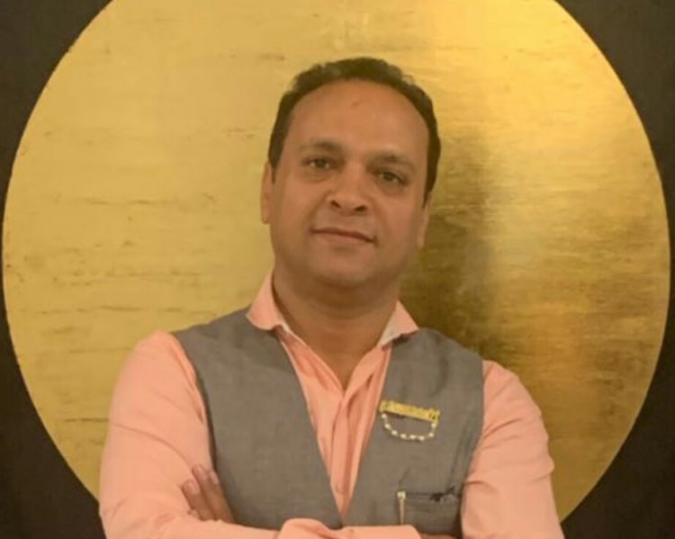 गाँधी परिवार बनाम मोदी-शाह : पत्ते फाँटने के खेल - अनुज अग्रवाल