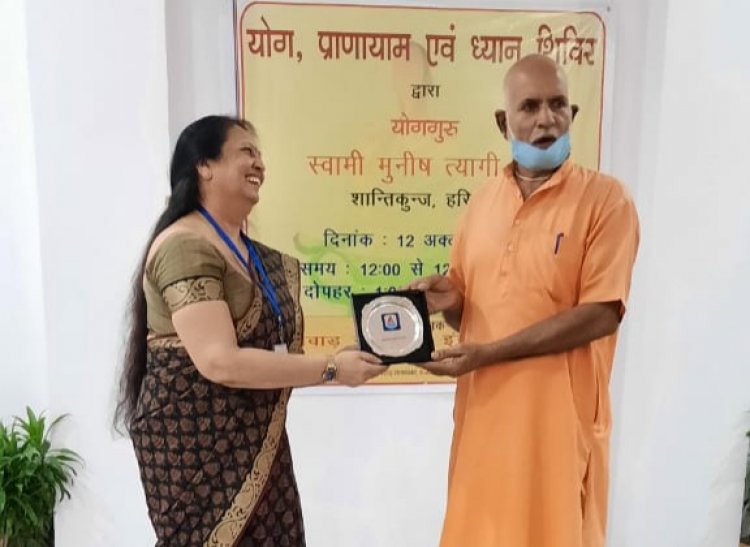 मेवाड़ में विद्यार्थियों और स्टाफ हेतु विशेष योग, प्रणायाम एवं ध्यान शिविर आयोजित