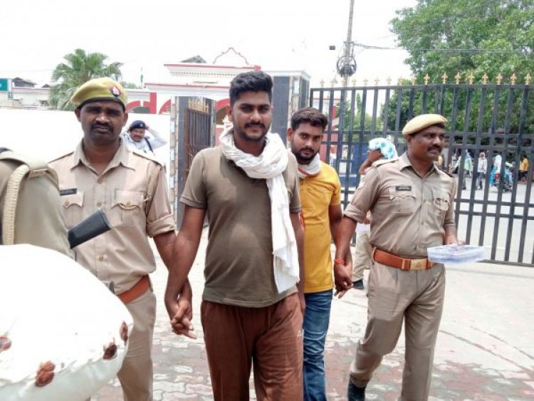 20 किलो गांजा ,अवैध तमंचा संग दो गिरफ्तार