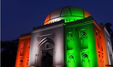 आजादी के 75वीं वर्षगांठ पर तिरंगे की रौशनी में नहायेंगे ऐतिहासिक स्मारक, सांस्कृतिक कार्यक्रमों का भी होगा आयोजन