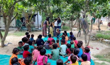 एथोमार्ट चेरिटबल ट्रस्ट द्वारा बच्चों को साफ़ सफ़ायी पर कार्यशाला के साथ निशुल्क हेयर कट किया गया