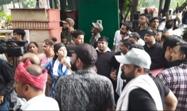 भाग लियासरकार हमारे महगाई के खिलाफ प्रदर्शन को रोकना चाहती है - पंखुडी पाठक