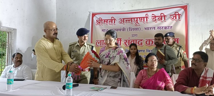 पूर्ववर्ती सरकारों ने पहले शिलान्यास किया फिर नारियल फोड़ा- केंद्रीय राज्य शिक्षा मंत्री अन्नपूर्णा