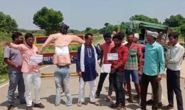 उत्तर प्रदेश नवनिर्माण सेना ने किया राज्य व्यापी विरोध प्रदर्शन, यूपी के कई जिलों मे पुतला दहन