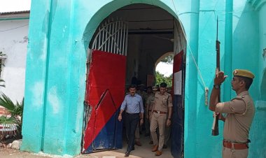 डीएम, एसपी ने किया जिला जेल का औचक निरीक्षण