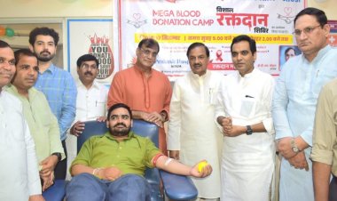 पीएम मोदी के जन्मदिन पर प्रकाश अस्पताल नोएडा में लगा रक्तदान शिविर