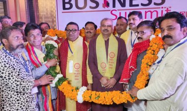 8वां नेशनल बिजनेस सम्मिट तथा राष्ट्रीय कार्यकारिणी का शपथ ग्रहण समारोह संपन्न