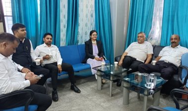 एनआई अधिनियम से संबंधित विशेष लोक अदालत के सफल आयोजन हेतु हुई बैठक