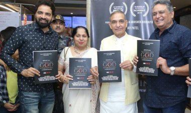 राजधानी दिल्ली में फिल्म 'आई एम गोना टेल गॉड एवरीथिंग' की स्क्रीनिंग पर पहुंचे मुख्य अतिथि भाजपा सांसद सत्यपाल सिंह