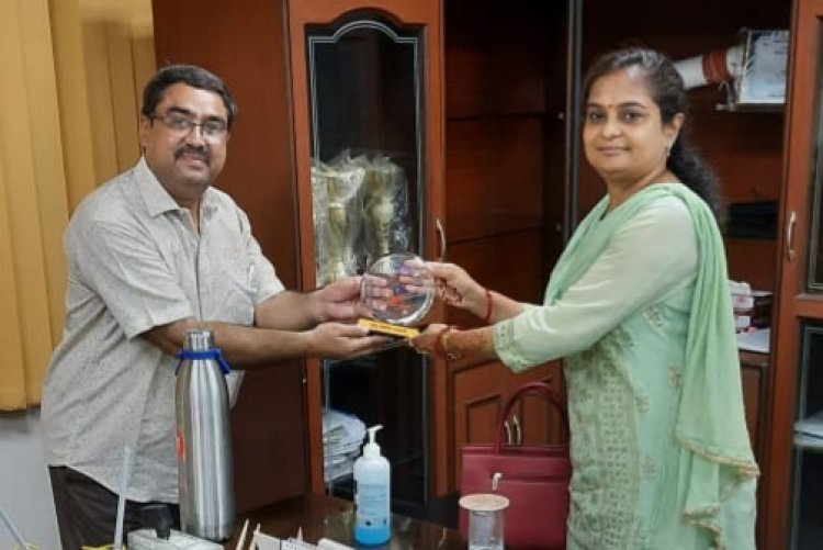 लघु उद्योग भारती नोएडा ने निदेशक उद्यान से पार्को के विषय पर की चर्चा