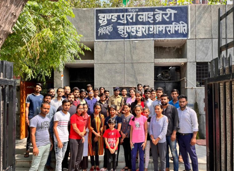 मिशन रुरल लाइब्रेरी के तहत एसीपी रजनीश वर्मा ने किया बच्चों को मोटीवेट