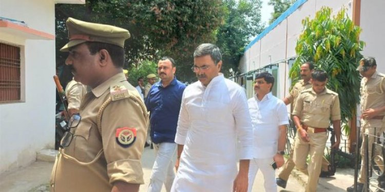 उतरी चट्टी कांड में पेश हुआ बाहुबली बृजेश सिंह