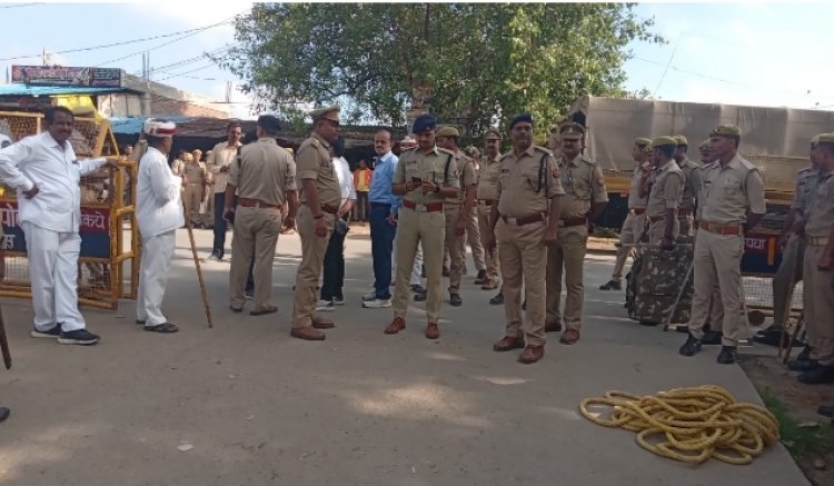 रेल का चक्का जाम करने निकले थे ,पुलिस ने किया गिरफ्तार