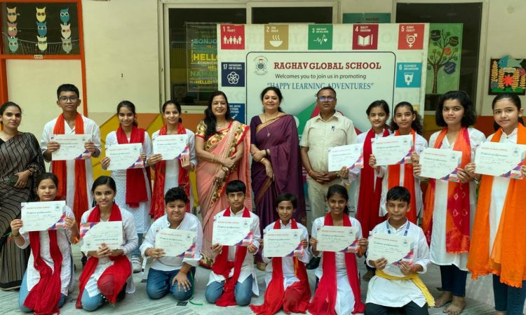 हिन्दी दिवस समारोह का भव्य आयोजन