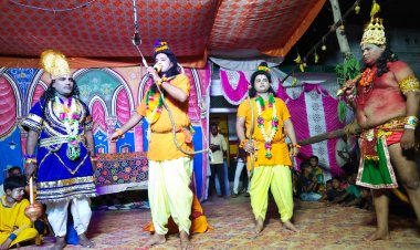 सीता माता की खोज में निकले प्रभु राम, मिले सुग्रीव से