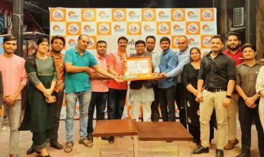 एशिया रिकॉर्ड बनाने पर चैलेंजर्स ग्रुप ने मनाया उत्सव
