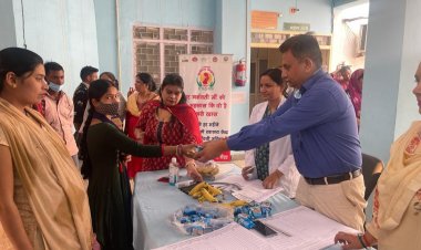 प्रधानमंत्री सुरक्षित मातृत्व क्लीनिक में हुई प्रसव पूर्व जांच