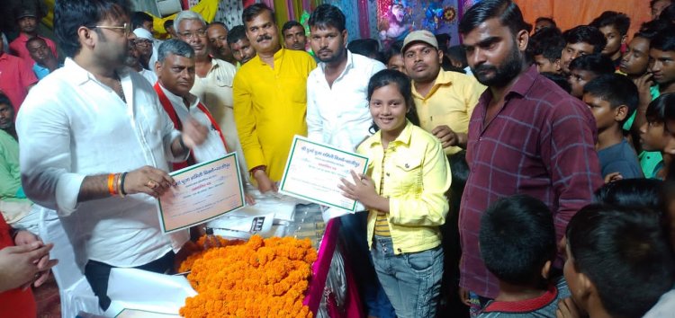 शिक्षा और संस्कार बहुत जरूरी युवा के लिए- अभिनव सिंह