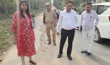 डीएम आर्यका अखौरी ने दिया आदेश,  गड्ढा मुक्ती पर