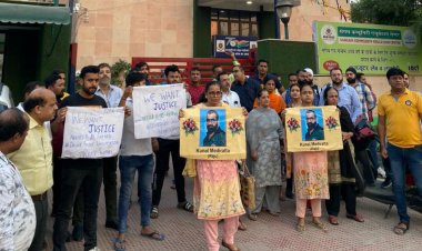 इंसाफ के लिए उत्तम नगर में  विशाल प्रदर्शन