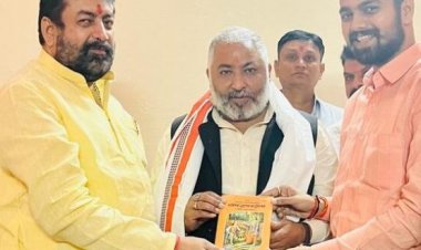 परिवहन मंत्री दयाशंकर सिंह का हुआ आनंद भवन में स्वागत