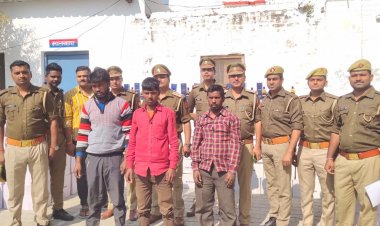 अवैध  शराब के साथ तीन गिरफ्तार