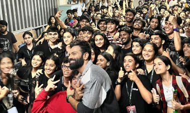 श्रीराम चंद्र क्षितिज कार्निवल में लाइव गाते हैं