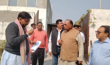 उद्यमियों और उनके औद्योगिक क्षेत्र की समस्याओं को लेकर हुई बैठक