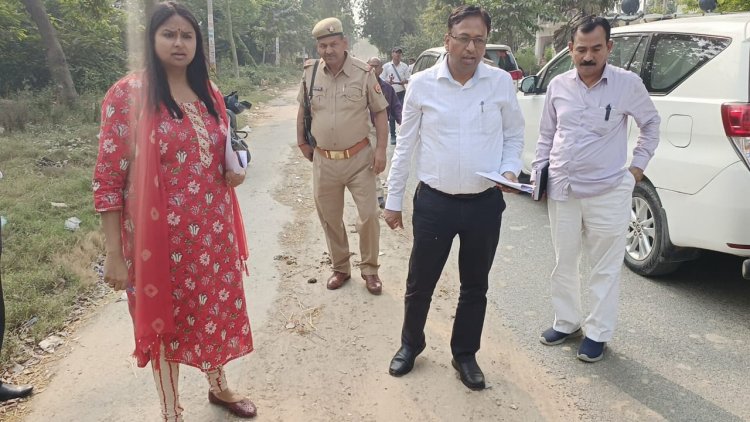 डीएम आर्यका अखौरी ने दिया आदेश,  गड्ढा मुक्ती पर