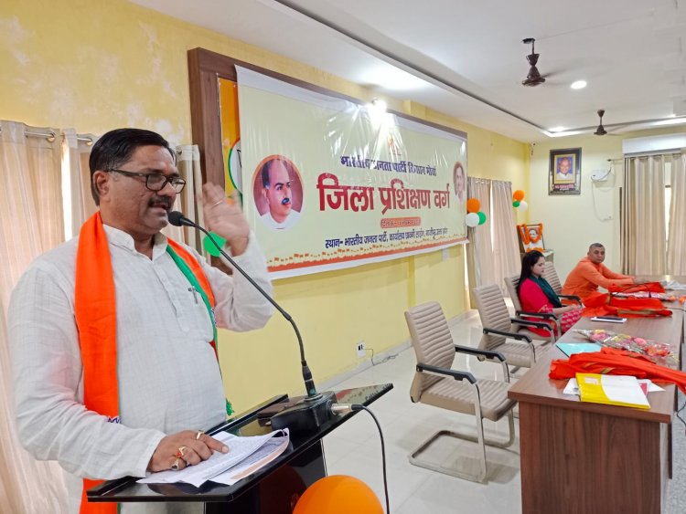 अंधेरा छटेगा, सूरज मिलेगा और कमल खिलेगा सही हुआ