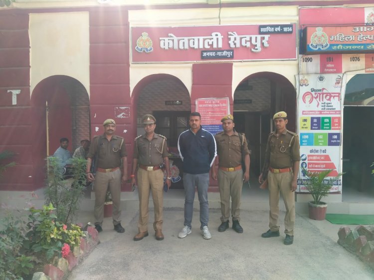 यह कैसा आशिक खाकी पहनते ही शादी से मुकरा