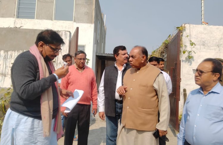 उद्यमियों और उनके औद्योगिक क्षेत्र की समस्याओं को लेकर हुई बैठक