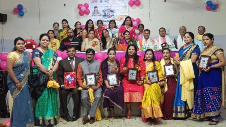 धूमधाम से मनाया गया अपना स्कूल का स्थापना दिवस