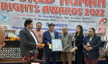 वरिष्ट पत्रकार विनोद तकियावाला को ब्लर्ड हुयूमन राईटस डे दिवस गेस्ट ऑनर से नवाजा गया 