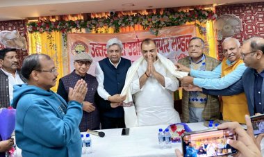 रामपुर के विधायक आकाश सक्सेना का नोएडा के व्यापारियों ने किया भव्य स्वागत