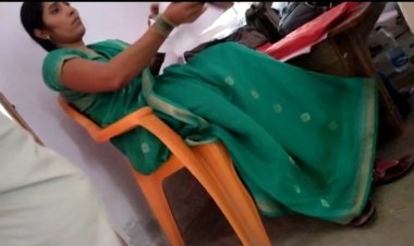 चर्चित निलंबित लेखपाल ने बना दिया खसरा