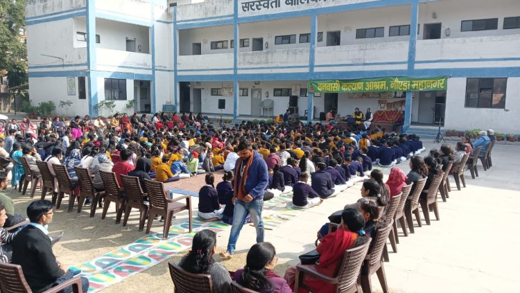 कैलेंडर नववर्ष की पूर्व संध्या पर बच्चों द्वारा दी गई शानदार प्रस्तुति