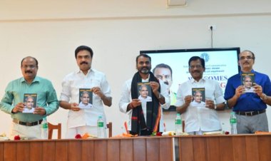 वर्तमान समय की मांग है 'सेल्फ रेगुलेटेड मीडिया' : डॉ. मुरुगन