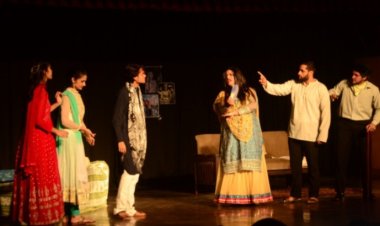 हिंदी भवन में खालिद की खाला नाटक का मंचन हुआ