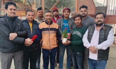 जागरुक नागरिकों को किया सम्मानित