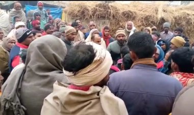 कब्रिस्तान नही होने पर दुसरे गांव मे दफ़नाया गया शव