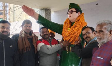 कायस्थ समाज ने नेताजी सुभाष चंद्र बोस को किया नमन