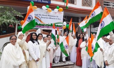 ब्रम्हाकुमारी सेवा केंद्र पर हुआ ध्वजारोहण