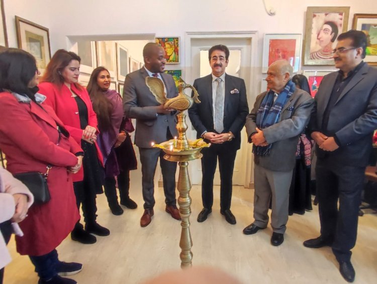 भावनाओं की  अभिव्यक्ति को उकेरना ही आर्ट है - संदीप मारवाह