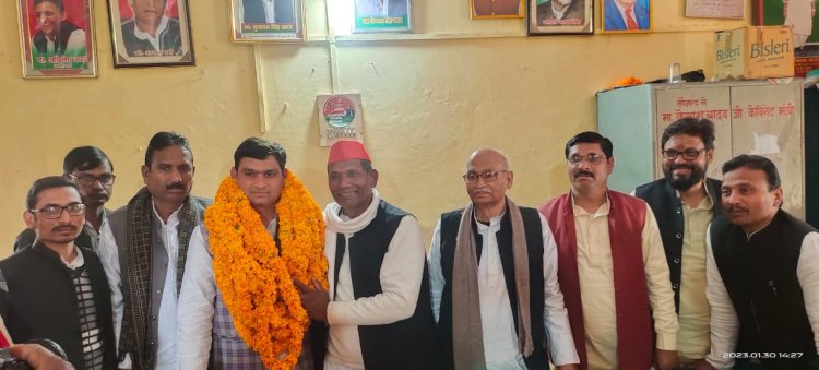 नवमनोनीत राष्ट्रीय कार्यसमिति के सदस्य राजेश कुशवाहा का हुआ भव्य स्वागत