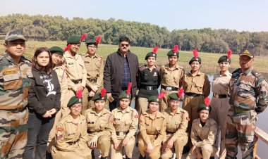 सूरजपुर वैटलेण्ड एवं ओखला पक्षी विहार में इस वर्ष की थीम IT's time for wetland restoration के क्रम में नेचर एवं वर्ड फैस्टिवल का हुआ आयोजन