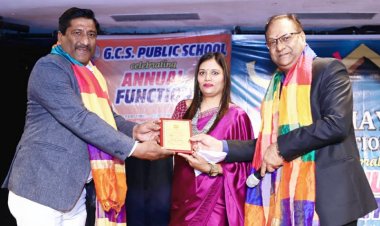 उद्यम फाउंडेशन ने मनाया वार्षिकोत्सव, समाजसेवियों को किया सम्मानित