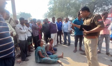 तेज रफ्तार पिकअप ने मोटरसाइकिल सवार को रोंदा, हुई मौत